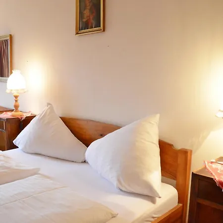 Braeugasthof 3* Χάλστατ