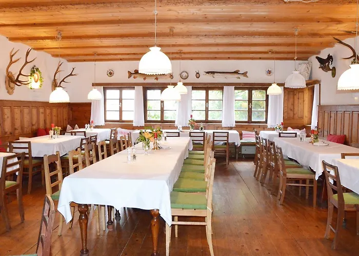 אורחן Braeugasthof הלשטאדט